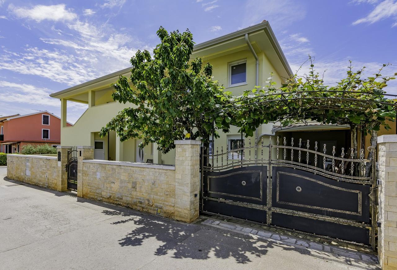 Apartment Kraljevic Umag Exterior photo